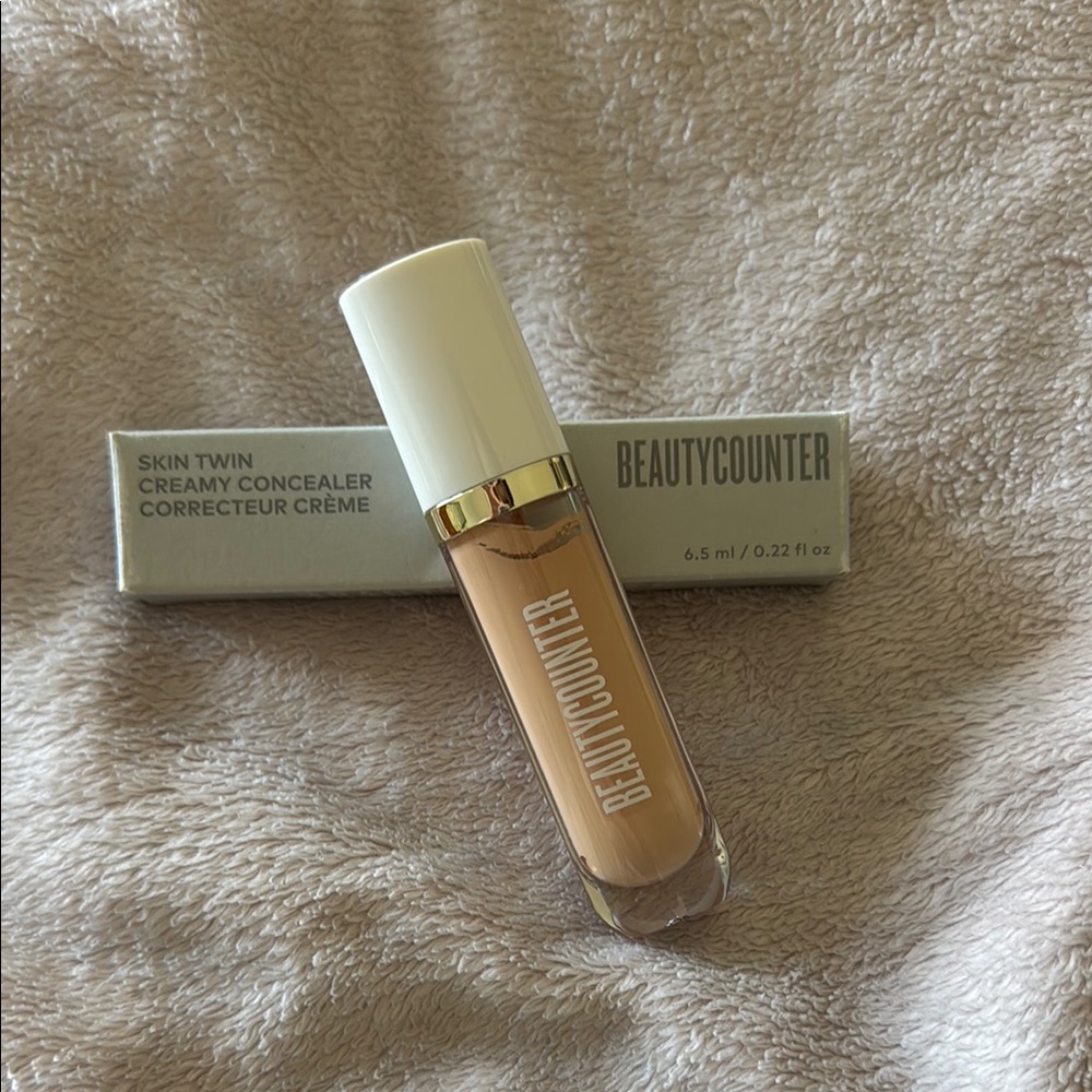 Beautycounter Fair 2 Concealer Smooth Finish